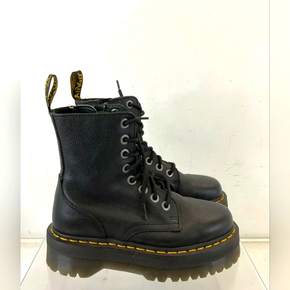 Dr. Martens Jadon III Black Leather Lace-Up Combat Platform Boots Men 5 Women 6